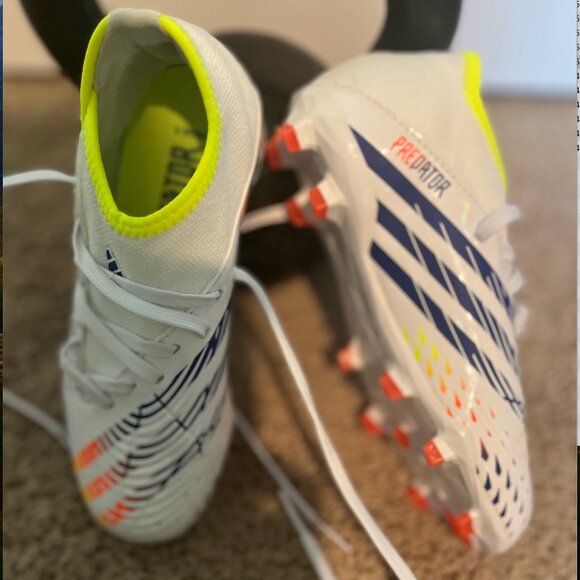 Adidas(GS) Predator Edge.3 MG 'White'Kid's Soccer Cleats - Picture 6 of 10